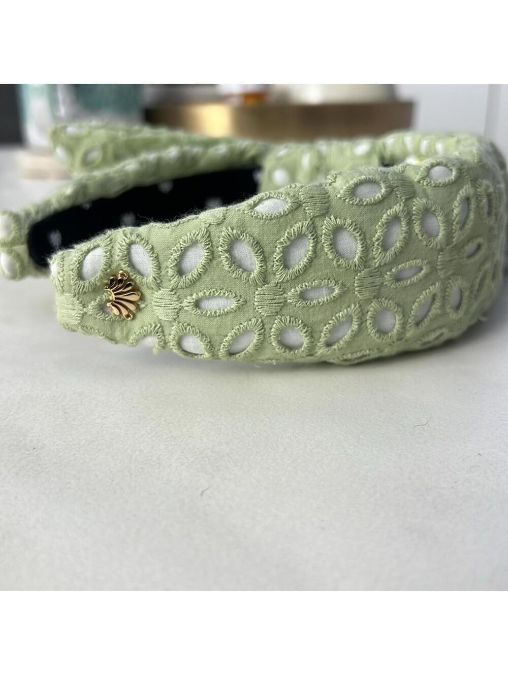 LELE SADOUGHI Sage Eyelet Holly Bow Headband - Picture 7 of 8